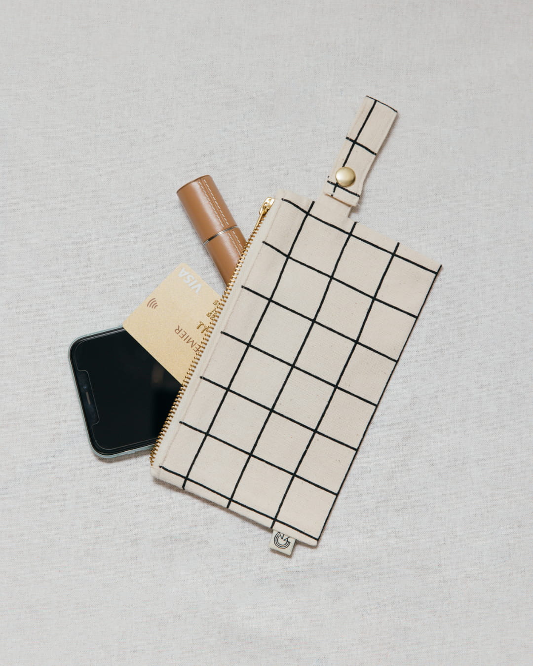 Trousse avec fermeture et pressions