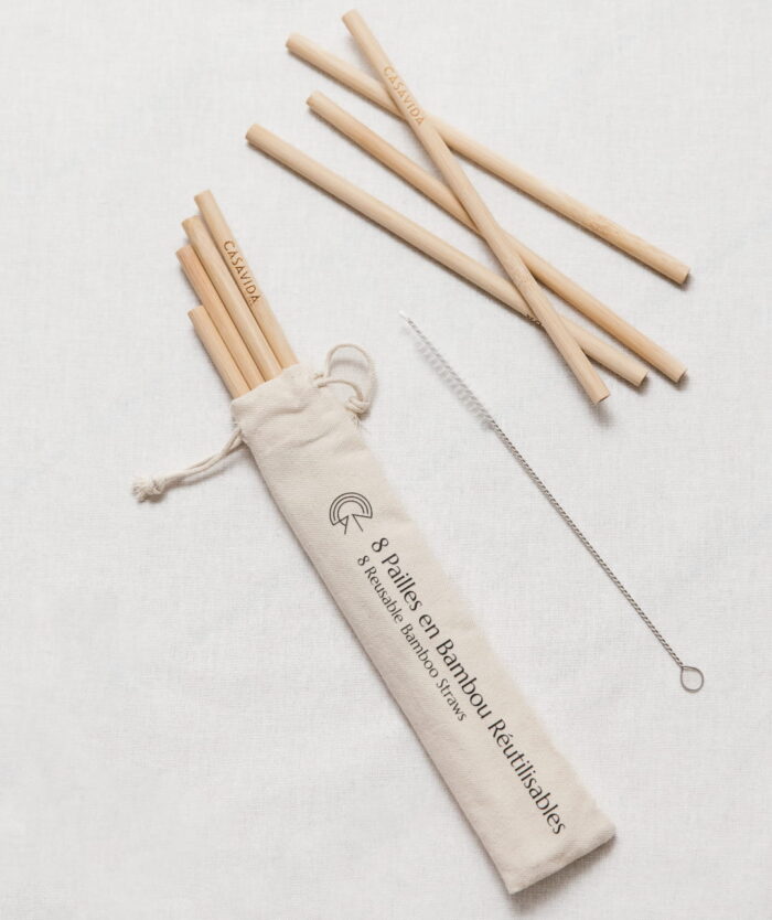 Les Charmantes Pailles Bambou de Casavida : 8 pailles en bambou, pochette de rangement en coton et goupillon de nettoyage