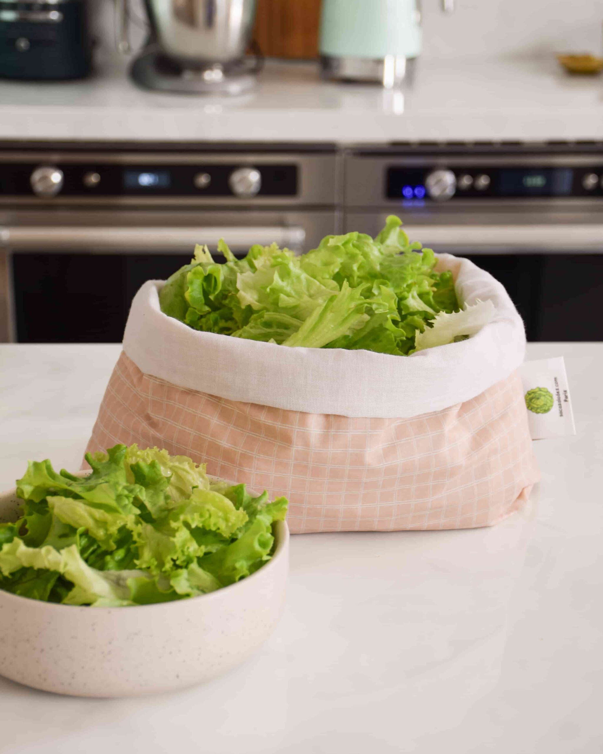 Conserver la salade plus longtemps au réfrigérateur grâce au sac à salades Casavida